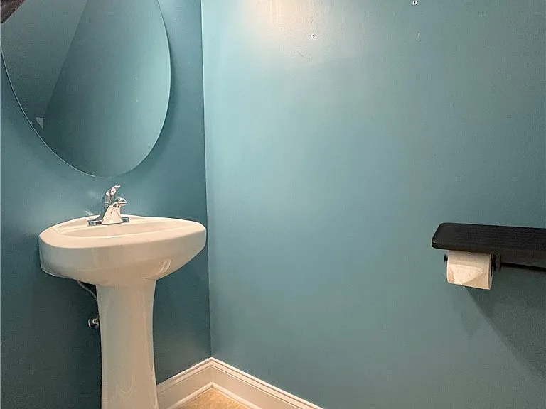 260 Trenton Pl — Photo 10