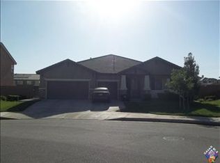 42554 Raywood Dr, Lancaster, CA 93536