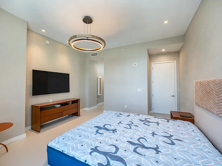 275 Giralda Ave #8C — Photo 11