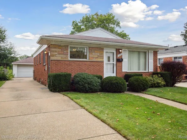 6585 Fenton St, Dearborn Heights, MI 48127