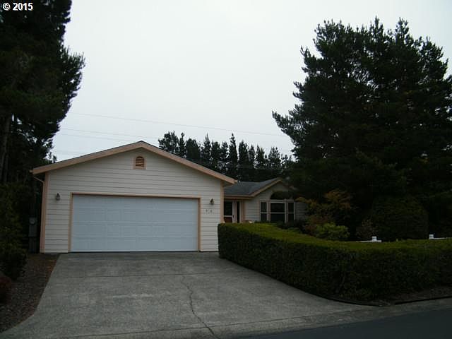 2nd image of 426 Sherwood Loop