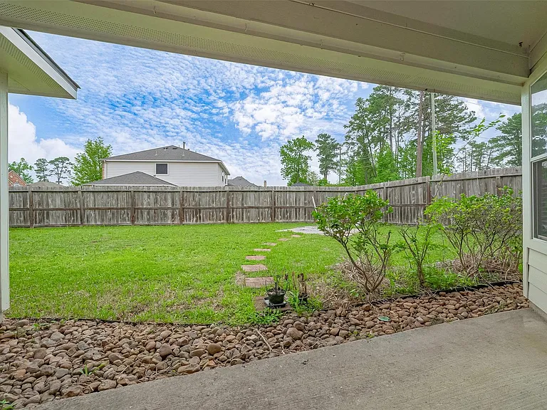 1007 Casting Springs Way — Photo 41