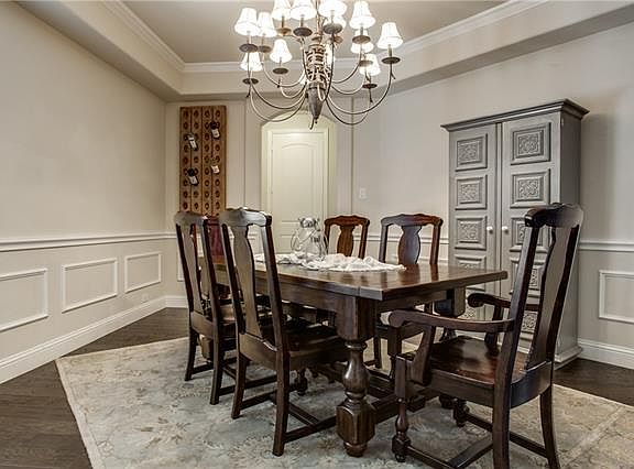 5th image of 1612 Bradford Grove Trl