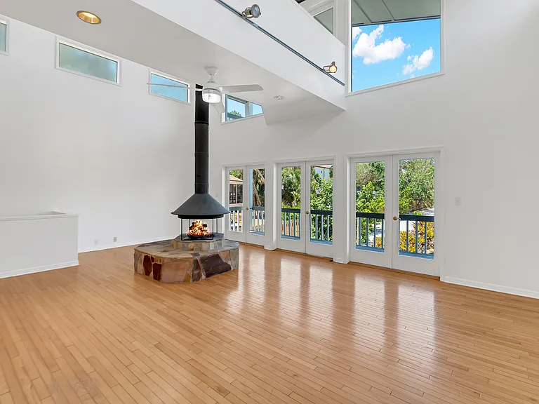 4051 Shell Rd — Photo 13