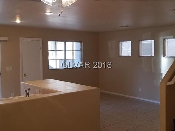 4th image of 2916 Pelican Breeze Ct