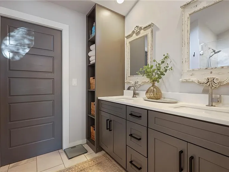 1681 Bristol Dr NE — Photo 8