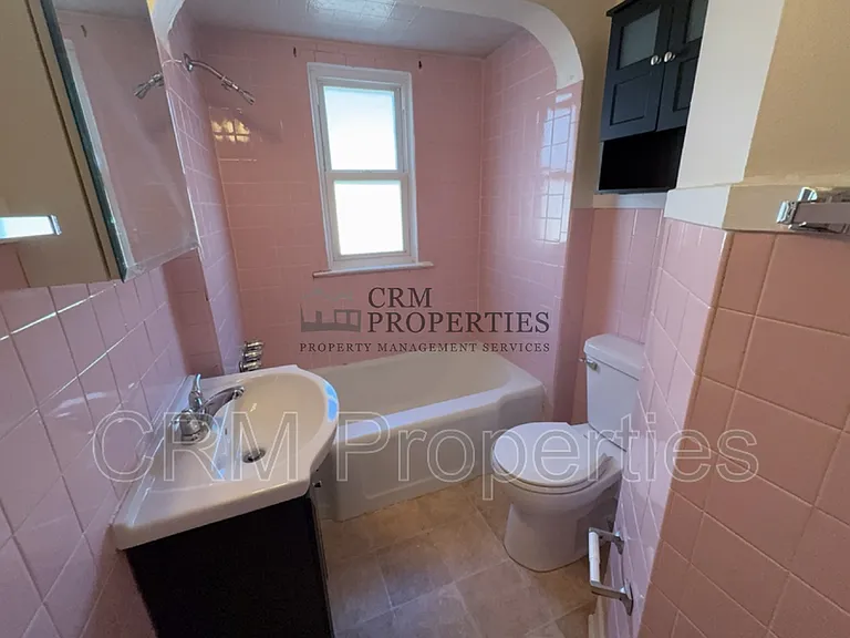 933 N Linwood Ave — Photo 14