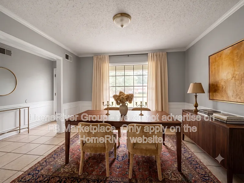 3 bed, 2.0 bath, 1400 sqft, $1,695 — Photo 3