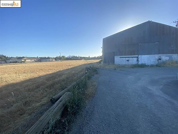 4th image of 1931 Minnesota Ave