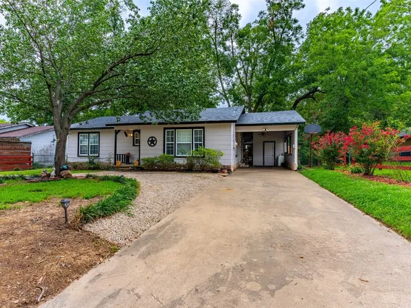 325 League St S, Sulphur Springs, TX 75482