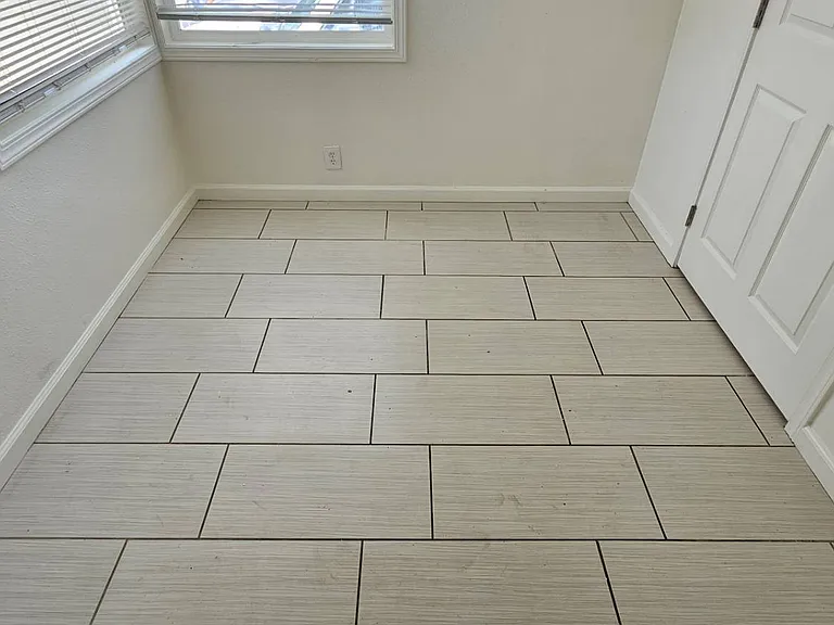 843 N El Molino Ave — Photo 15