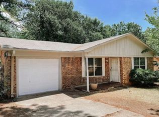 407 Carroll Ave, Wake Village, TX 75501