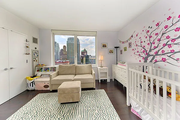 Sold by Home Ambassadors | media 28