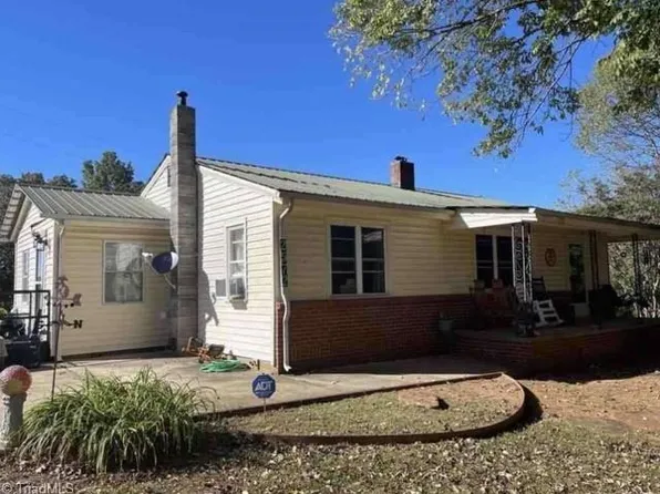 2572 Moir Farm Rd, Lawsonville, NC 27022