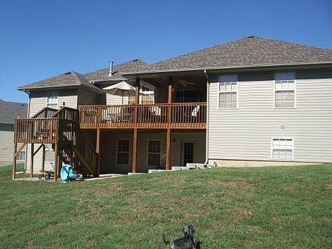 Backs up to common area