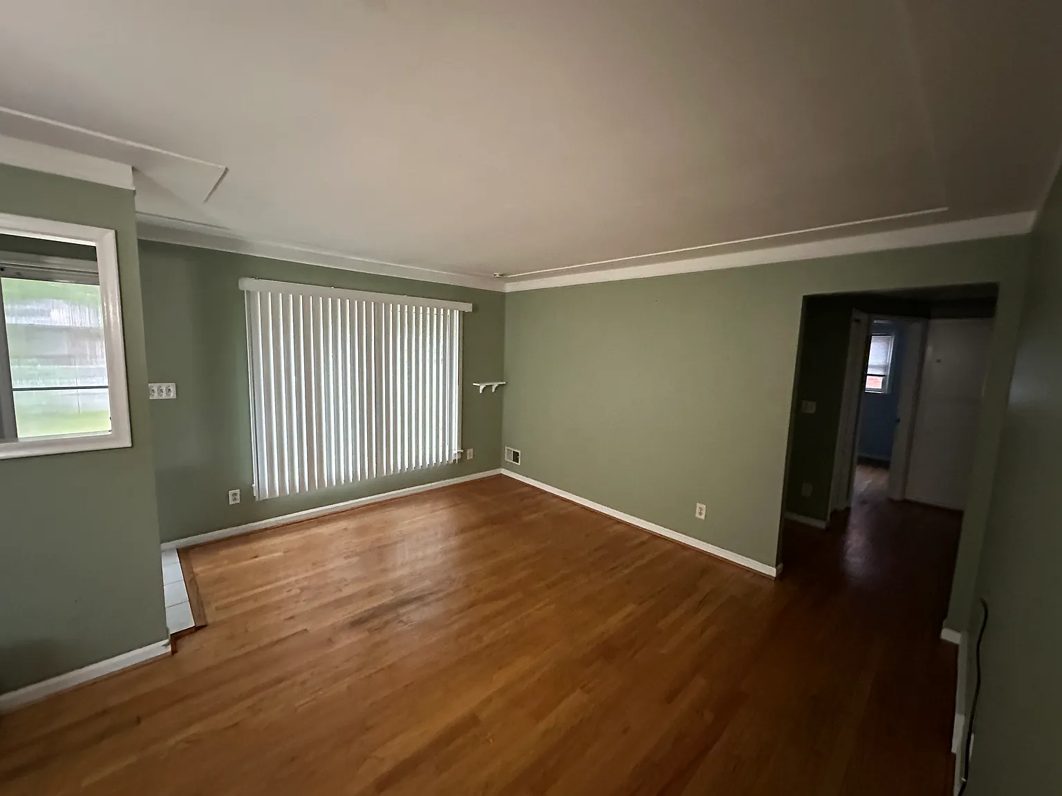 3 bed, 1188 sqft, $1,800 — Photo 4