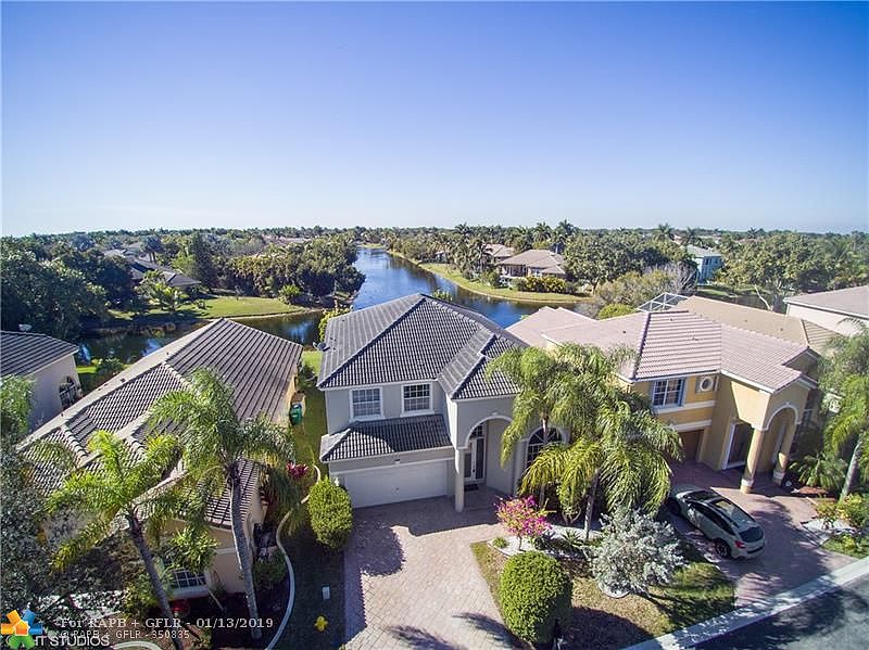 1st image of 1090 NW 117th Ave