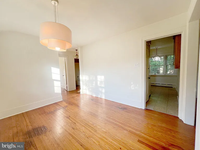 51 Elfman Dr — Photo 17