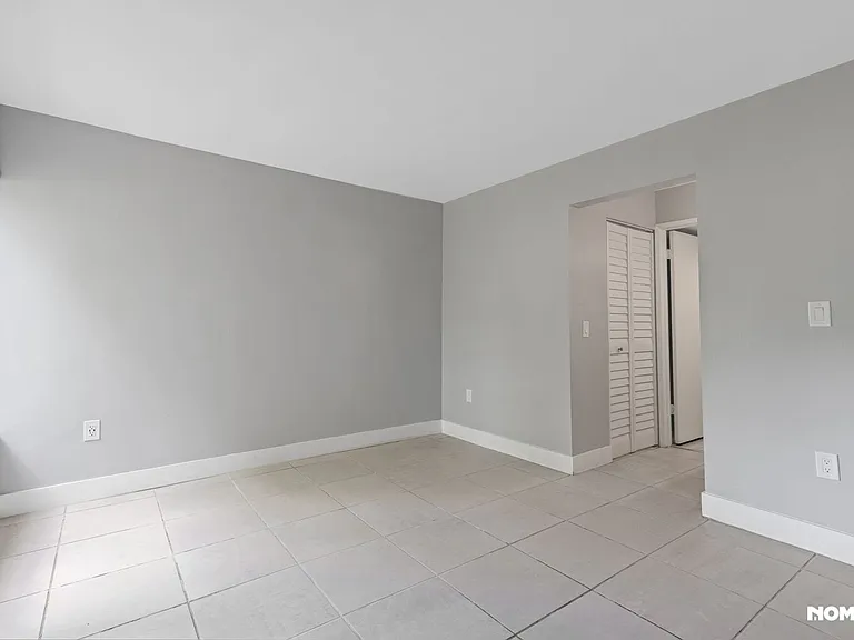 8827 SW 123rd Ct #105 — Photo 19