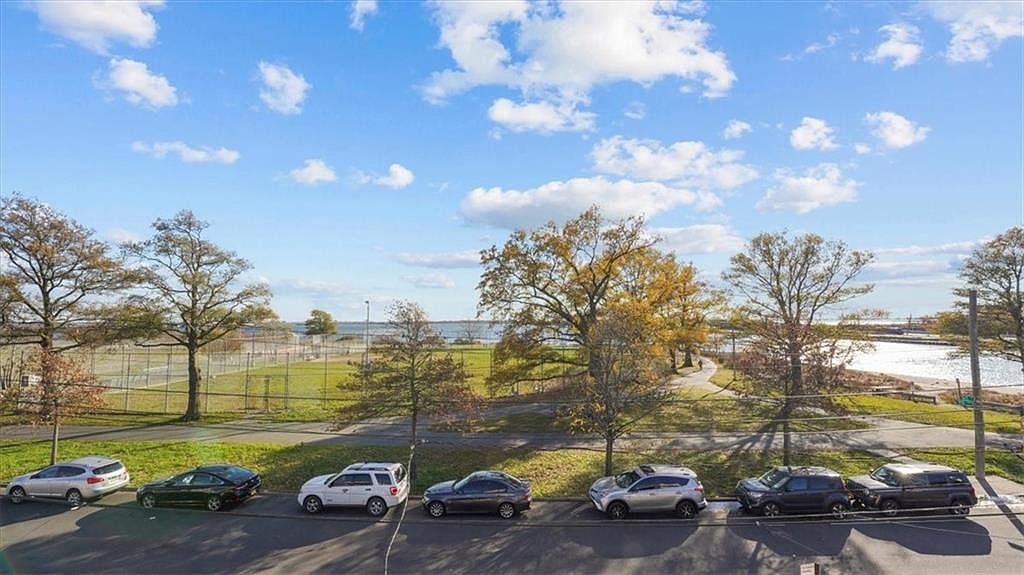 9505 165th Ave, Howard Beach, NY 11414 Zillow