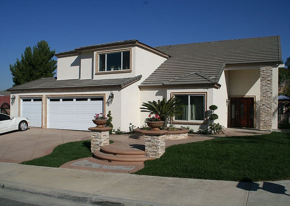1st image of 24327 Gazebo Ct