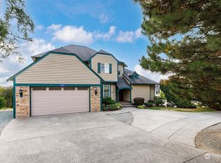 8195 Avery Ln, Sedro Woolley, WA 98284