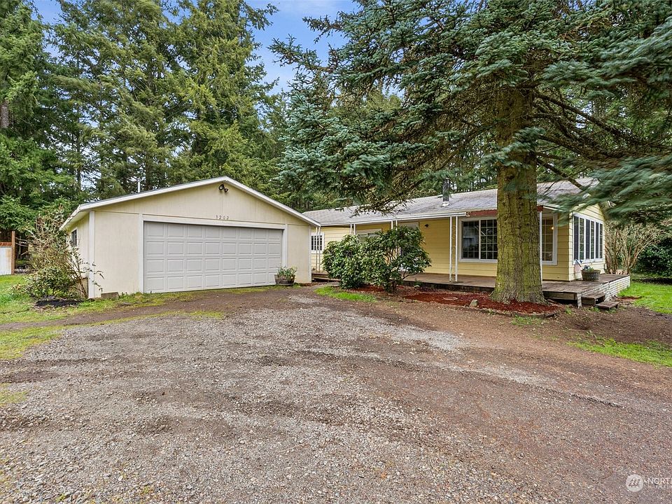 1st image of 3202 181st Avenue SE