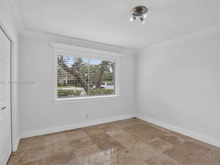 359 Lakeview Dr #102 — Photo 24