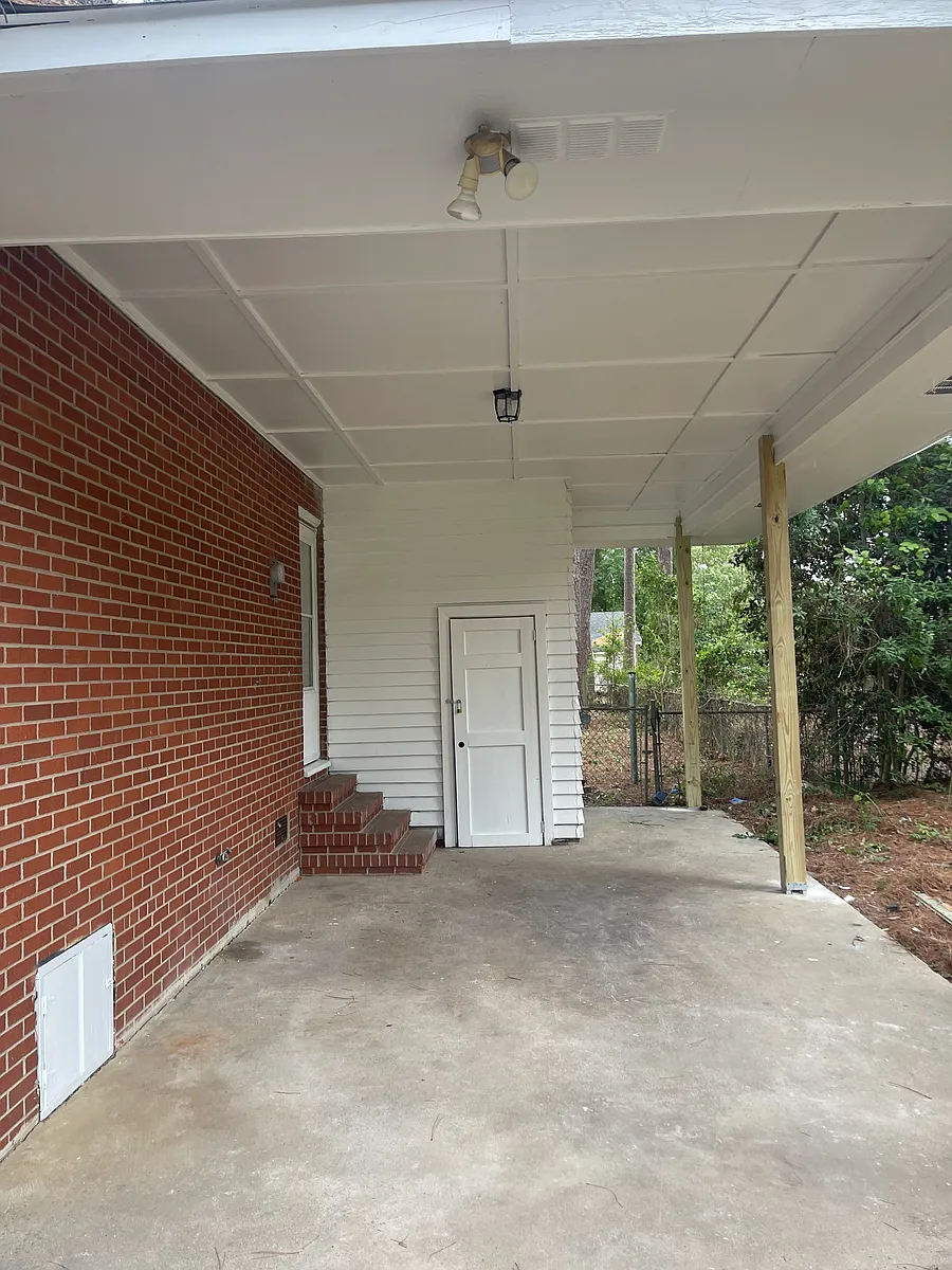 Building Photo - 321 N Glendale Dr