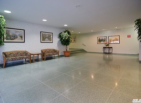 3rd image of 5440 Little Neck Pkwy APT 3A