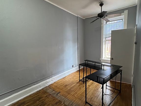 4th image of 1755 W Division St Unit 2R