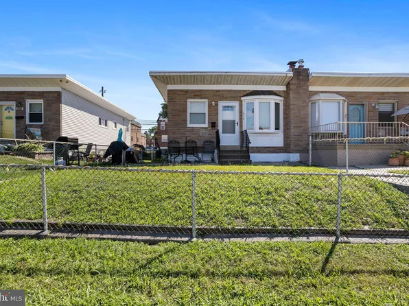 212 Acres Dr, Ridley Park, PA 19078