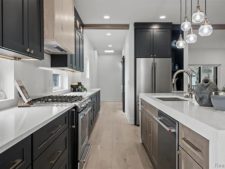 125 N Washington Ave — Photo 9
