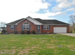 1121 Foxfire Rd, Bardstown, KY 40004