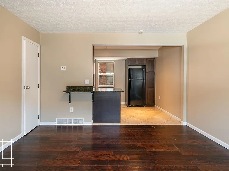 57-67 Clark Place — Photo 4