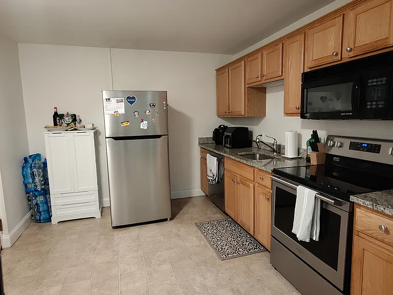 41 Walnut St #44 — Photo 2