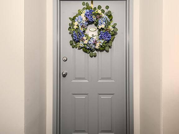 4th image of 260 Sturgeon Rd #106