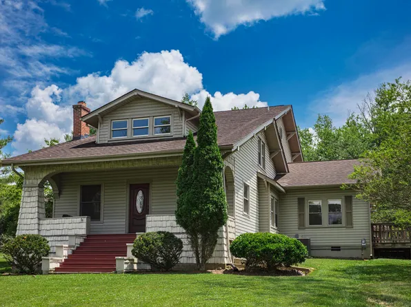 930 Thornhill Rd, Lexington, VA 24450
