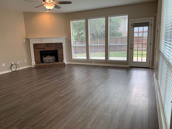 4th image of 2644 Dunbar Dr