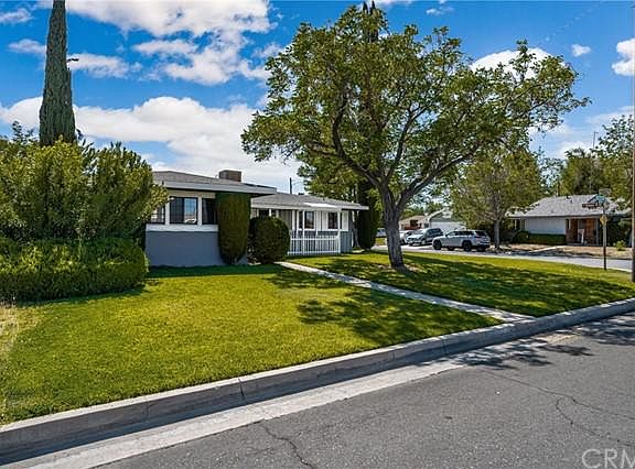 4th image of 45340 Lostwood Ave