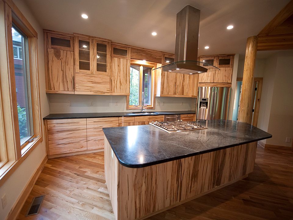 2nd image of 78 Westover Dr