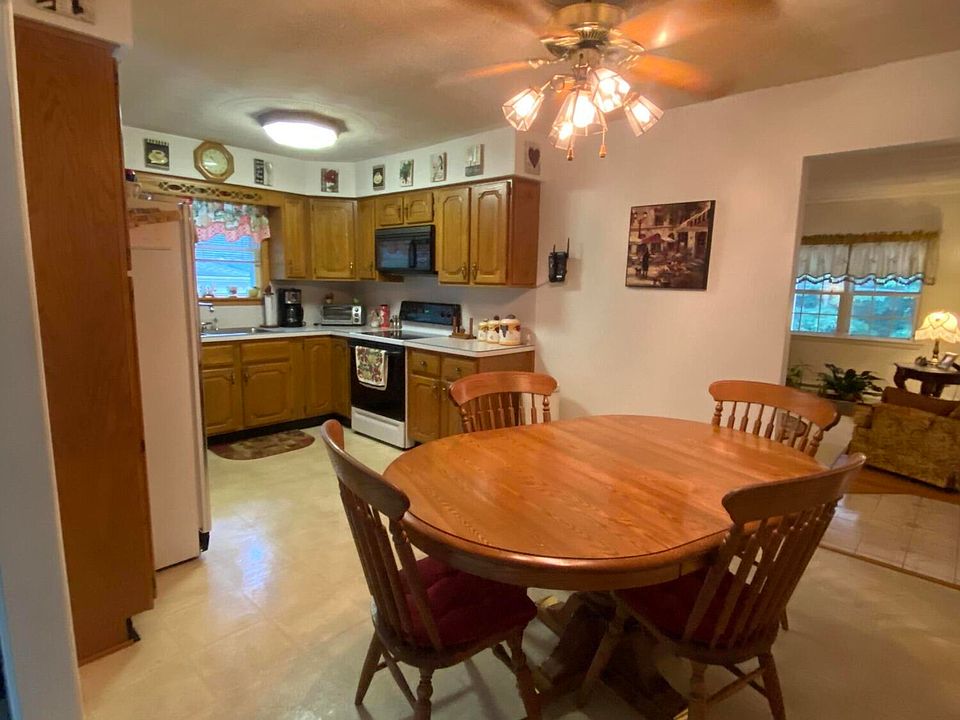 903 Ann St, Archbald, PA 18403 Zillow