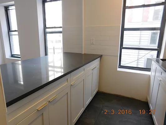 Rented by Sean Mashihi, LREB | media 25