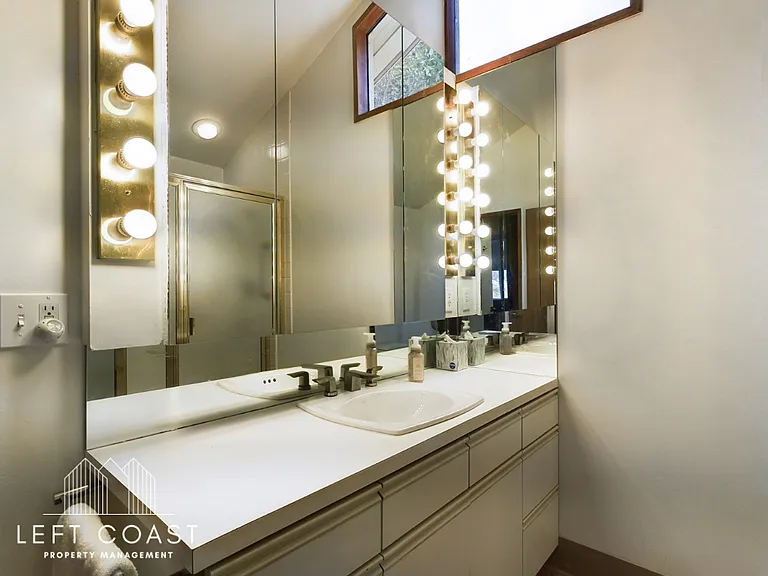 132 Salishan Dr — Photo 83