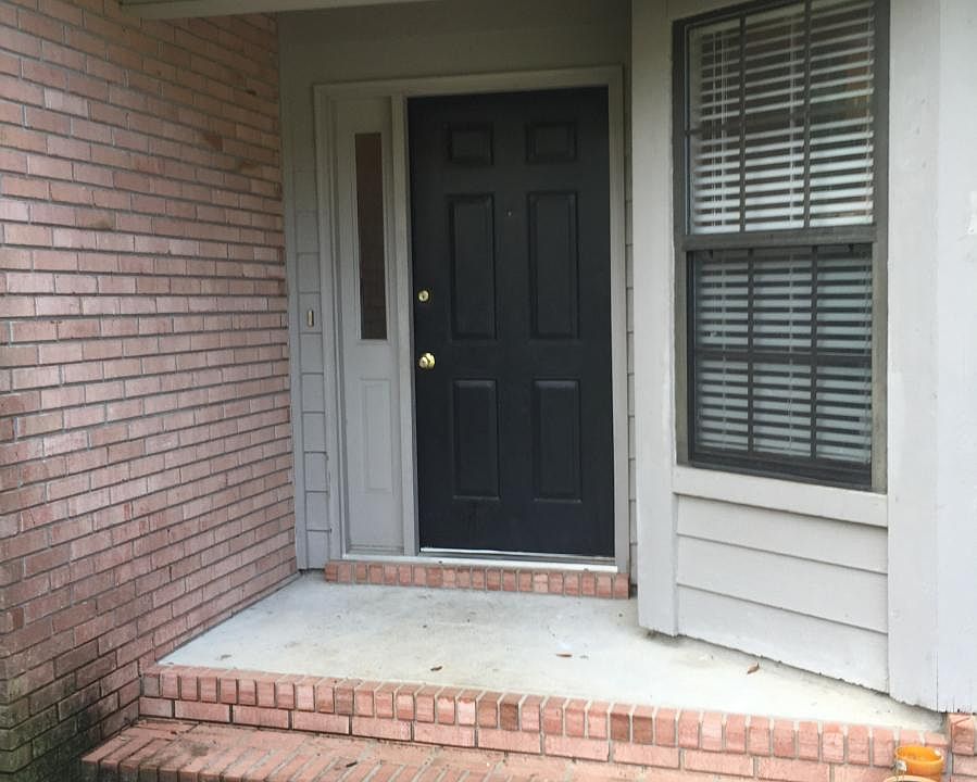 1st image of 1620 Akridge Dr #A