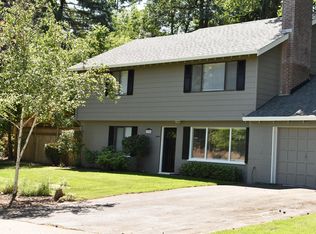 1726 Conifer Dr, Lake Oswego, OR