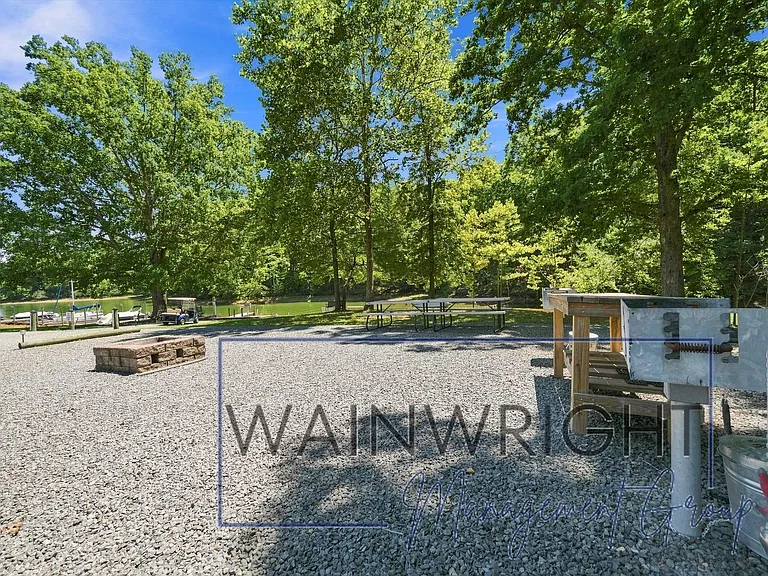 1 Sunny Field Ct — Photo 32