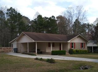 411 Sylvan Dr, Manning, SC 29102