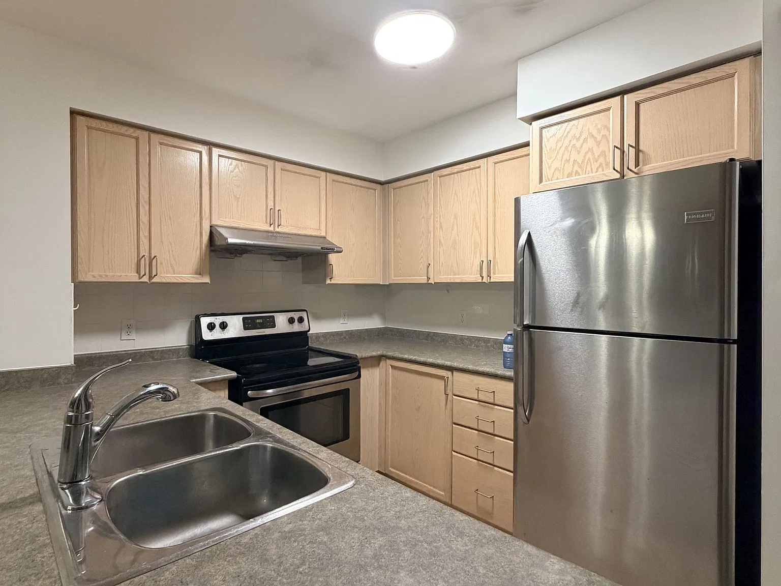 2 bed, $2,900 — Photo 4