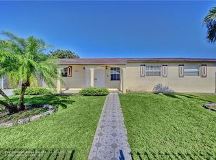 12025 SW 182nd Ter, Miami, FL 33177